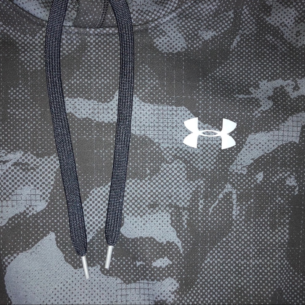 Under Armour Men’s Pullover Hoodie - Picture 3 of 4